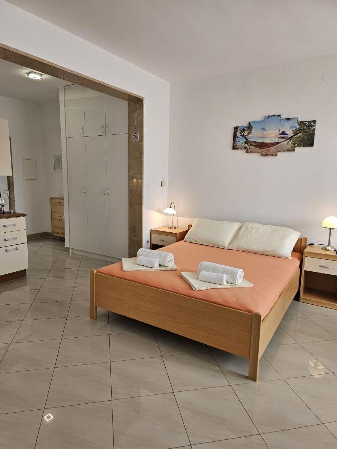 Apartmani Barnjak Trogir Eksteriør billede