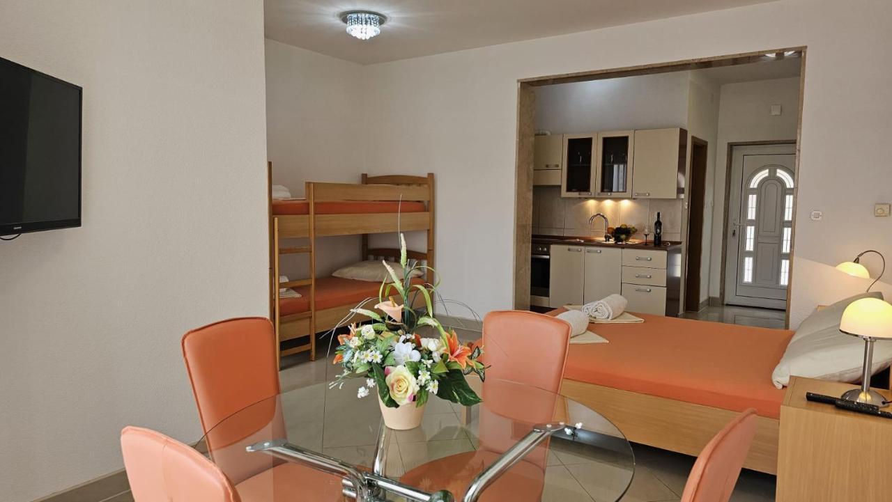 Apartmani Barnjak Trogir Eksteriør billede