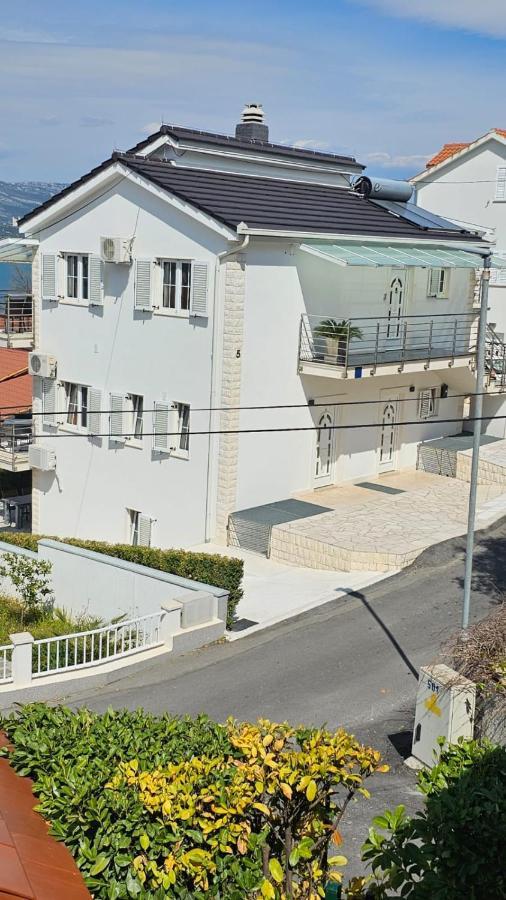 Apartmani Barnjak Trogir Eksteriør billede