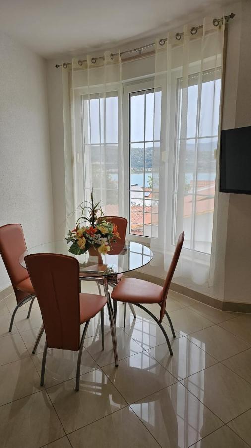 Apartmani Barnjak Trogir Eksteriør billede