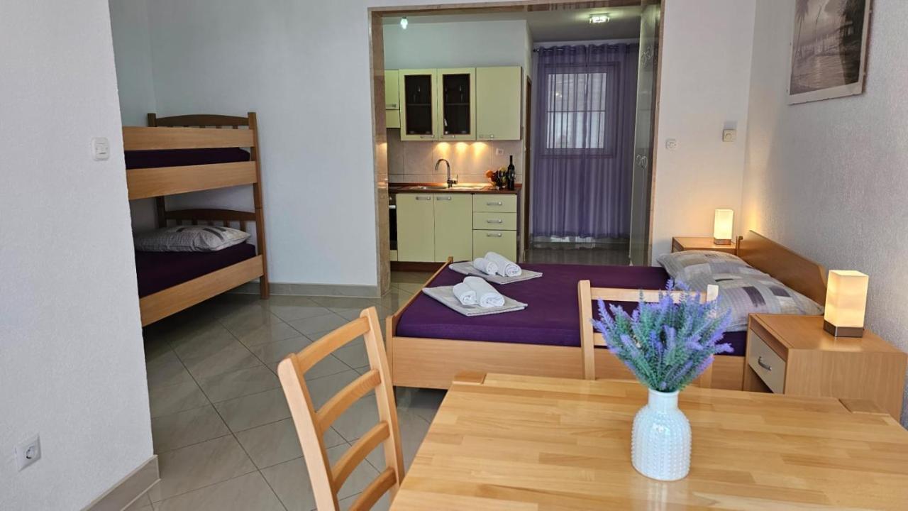 Apartmani Barnjak Trogir Eksteriør billede
