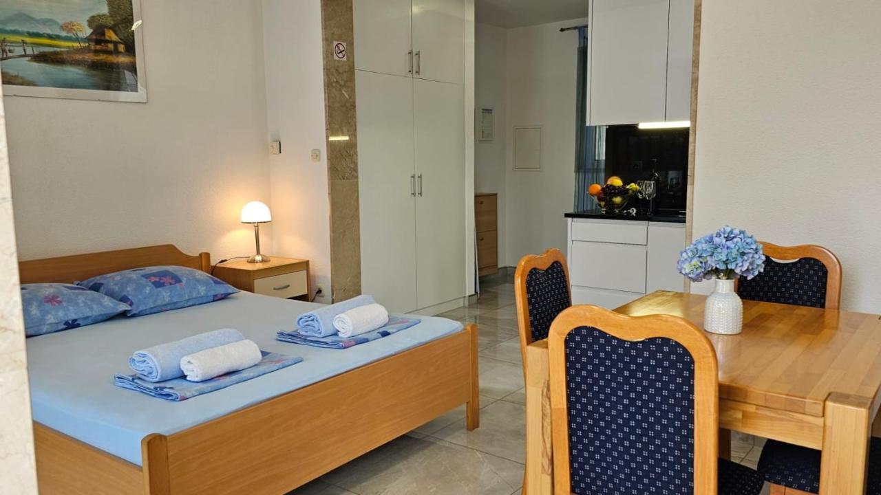 Apartmani Barnjak Trogir Eksteriør billede